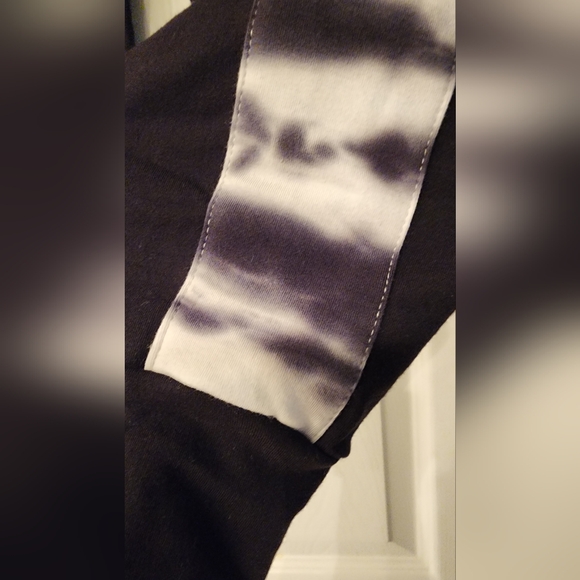 MONROW Sporty Sweatpants w/ Tie-Dye Side Panels in Blk size XS - Picture 8 of 11